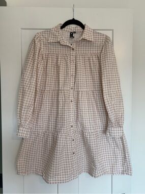 Light Beige Gingham Button-Front Tiered Shirt Dress